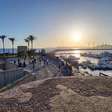 Debaix Bastioni Marco Polo 55 公寓