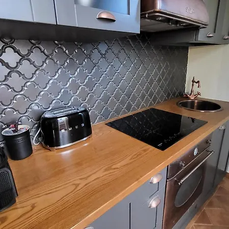 아파트 Debaix Bastioni Marco Polo 55 *